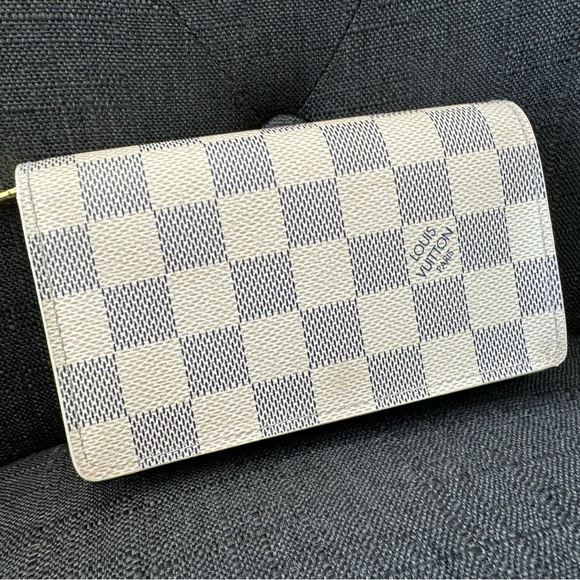 Louis Vuitton Damien Azur portefeuille Tresor Wallet🤍 - Picture 14 of 14
